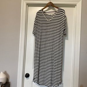 carly jean los angeles dress size small